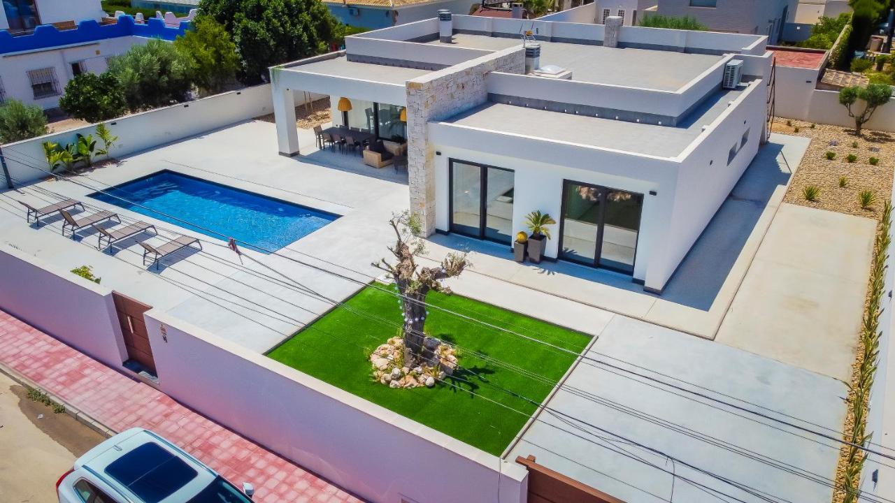 Villa Mi Luna تورّيفيِخا المظهر الخارجي الصورة