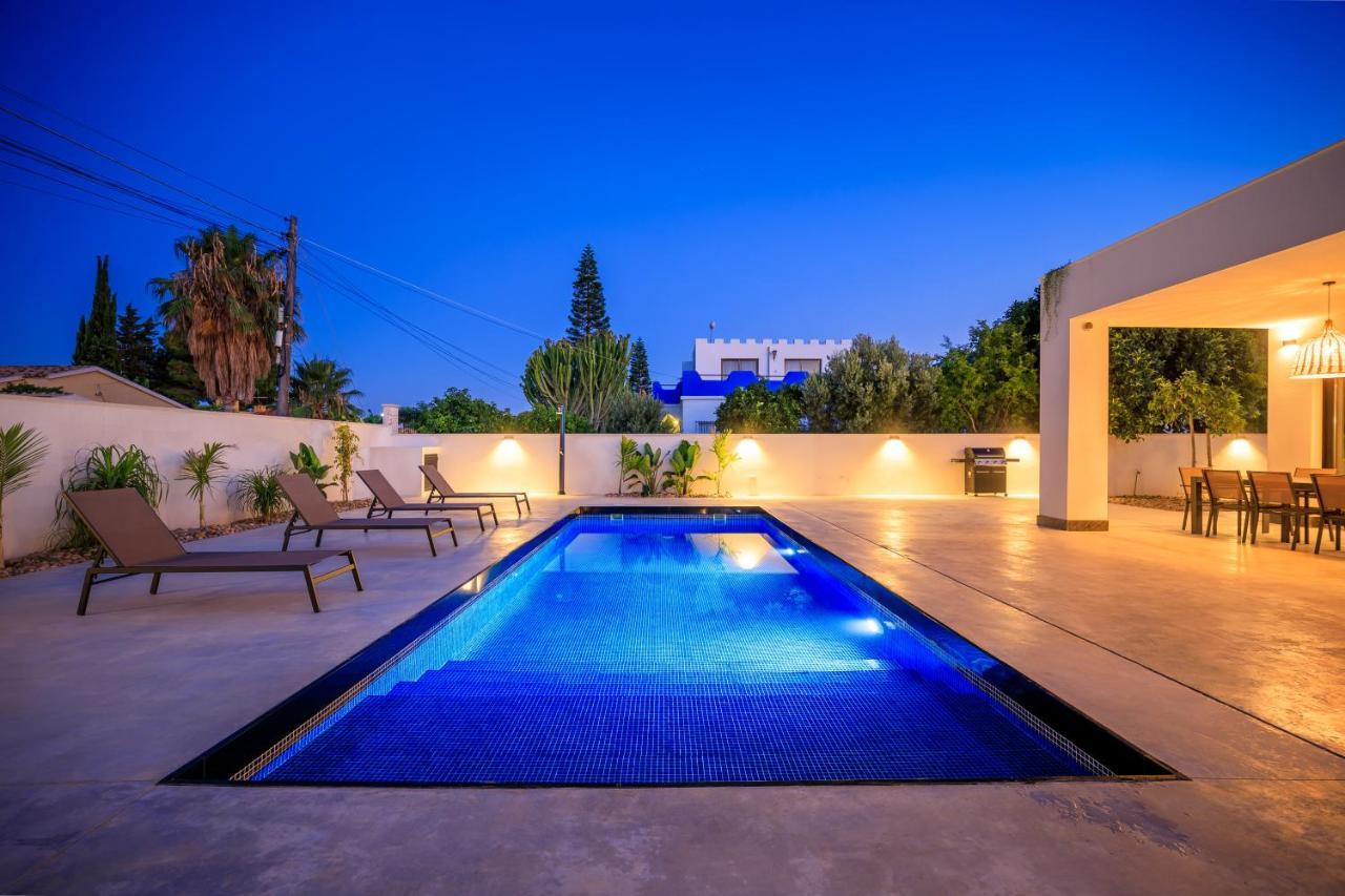 Villa Mi Luna تورّيفيِخا المظهر الخارجي الصورة